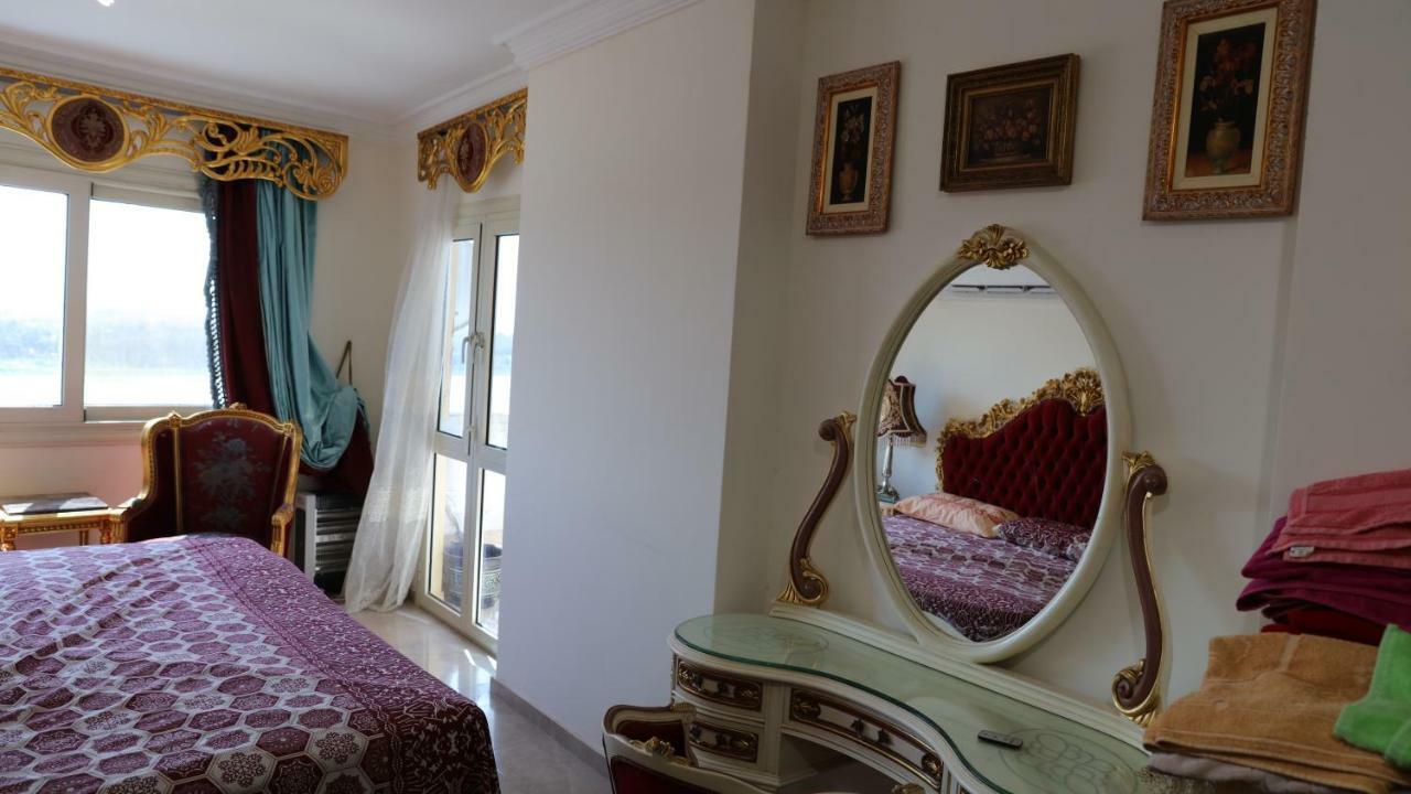 Maadi, Direct Nile River View From All Rooms Cairo Exterior photo